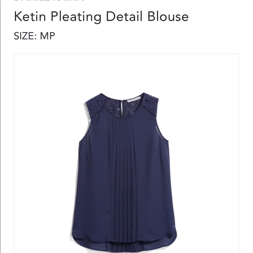 NWOT- DANIEL RAINN
Ketin Pleating Detail Blouse, Navy blue